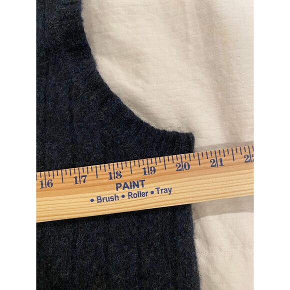 Club Room 100% Pure Wool Striped Button Front Sweater Vest Black Women's Large - Picture 6 of 7